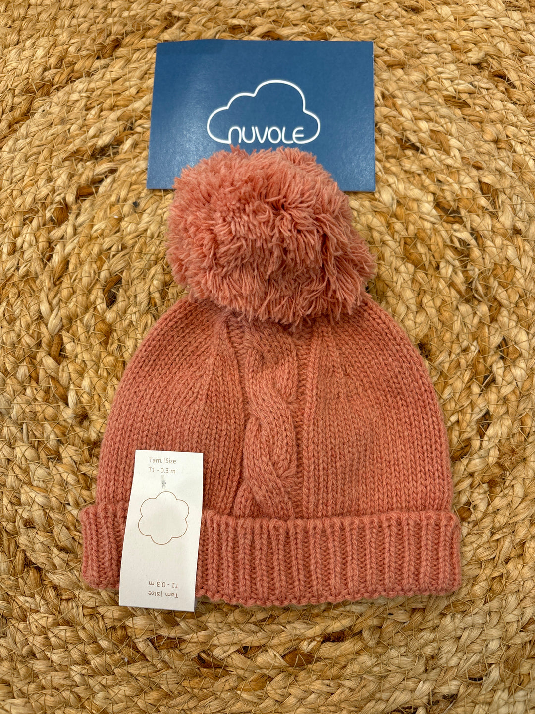 Cappello con pompon coral