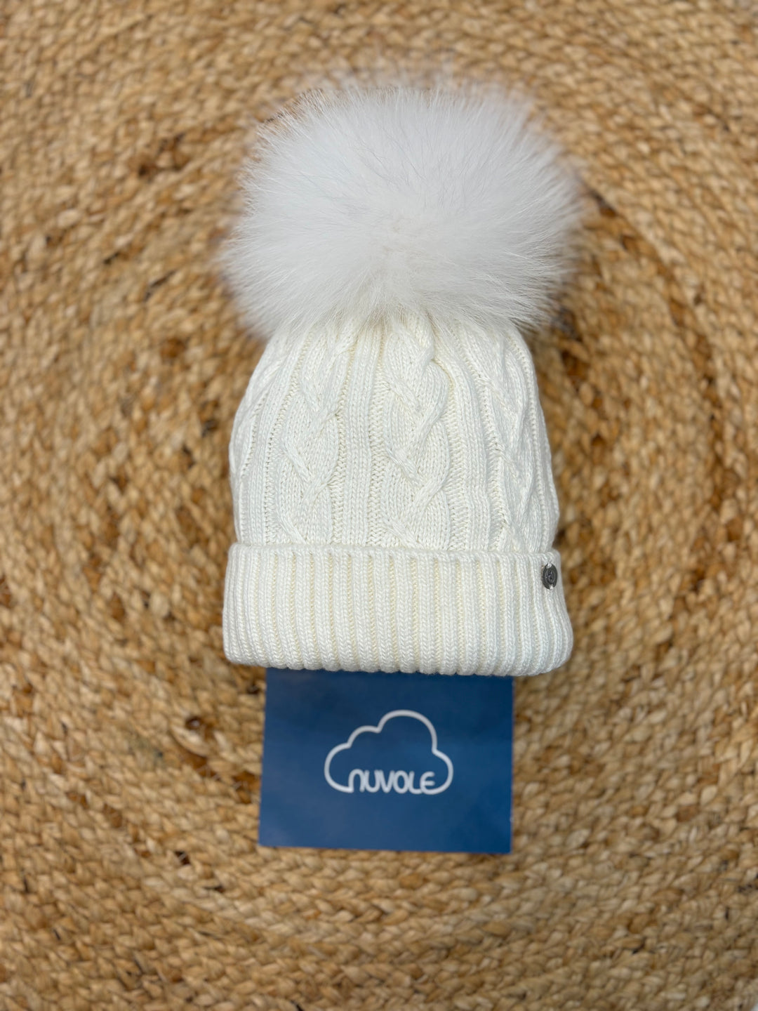Cappello trecce cashmere con pompon bianco