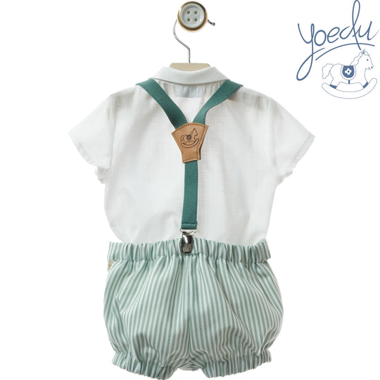 Completo con bretelle camicia e short