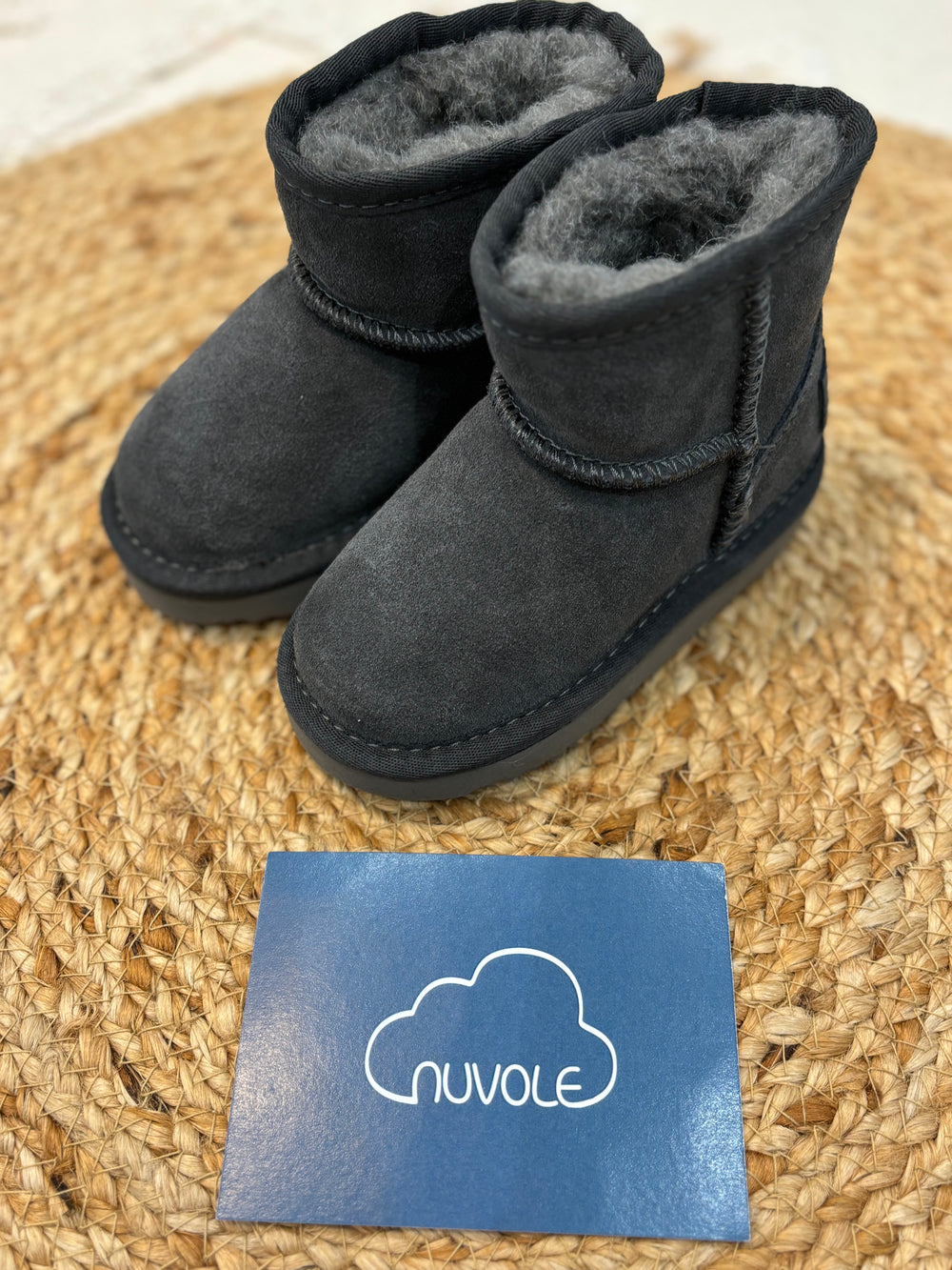 Stivale in camoscio gris