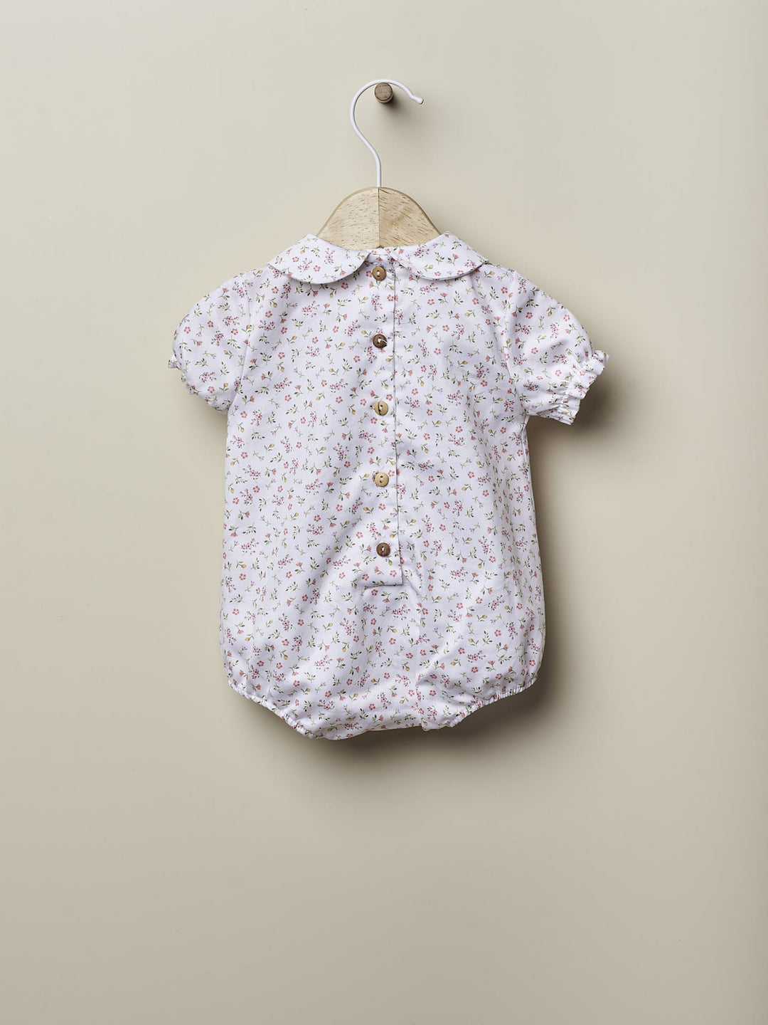 completo salopette e body camicia