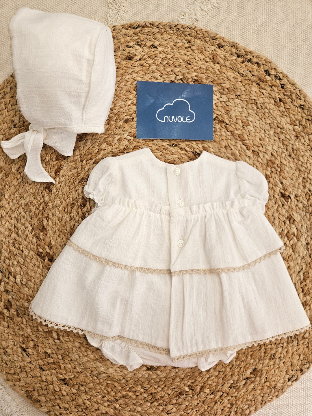 Abito con culotte e cuffietta