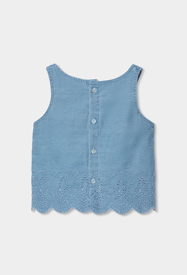 Top in chambray ricamato