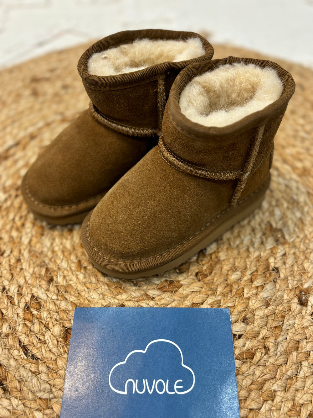 Stivale in camoscio beige