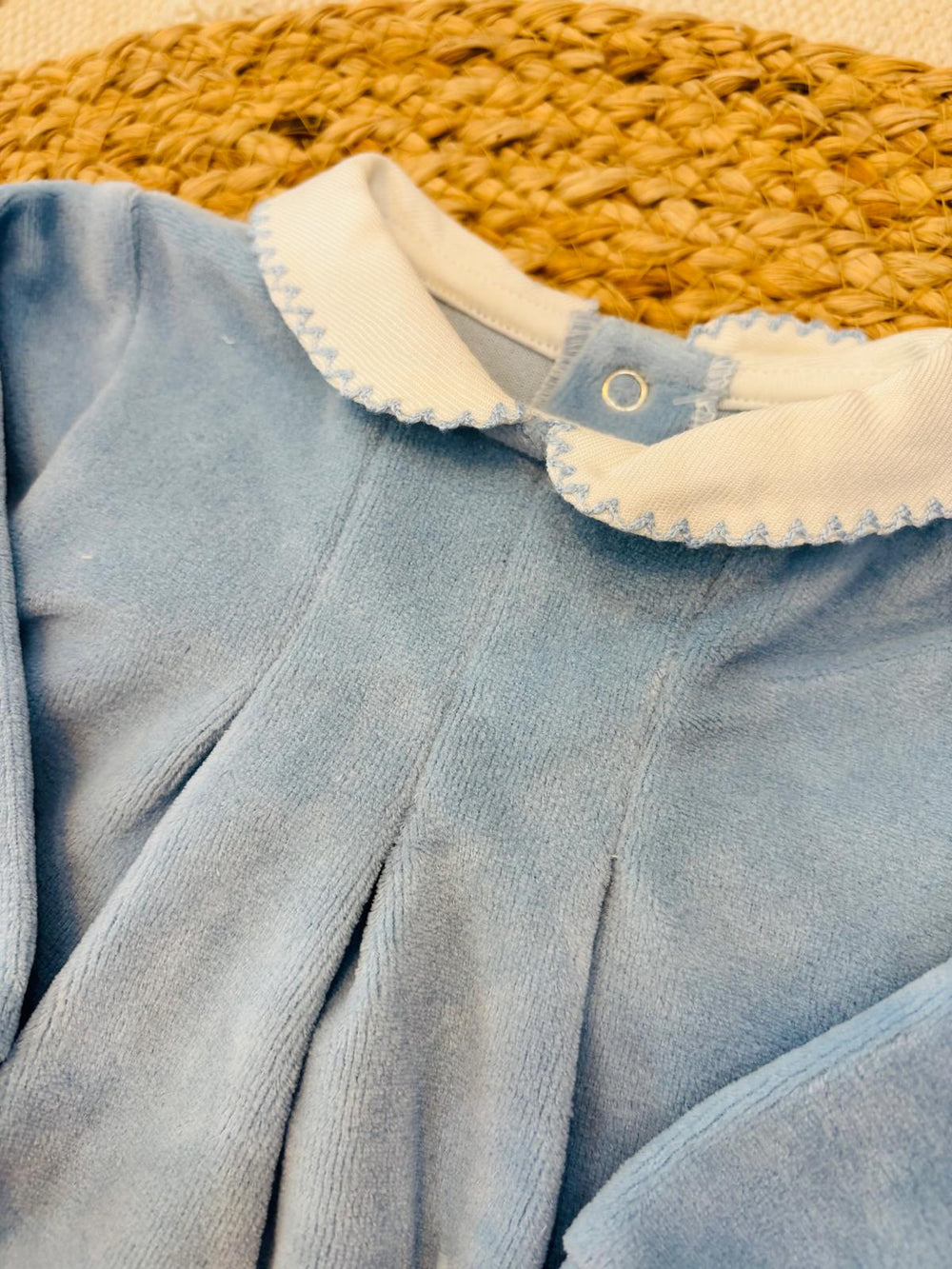 Tutina in ciniglia azzurra