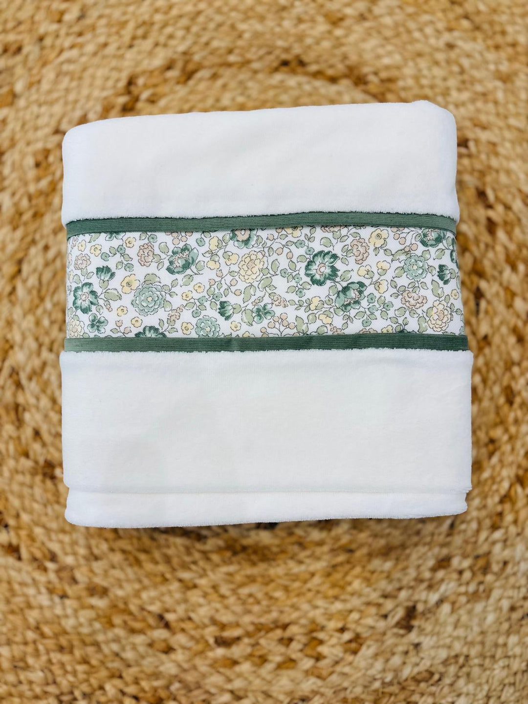 Coperta in ciniglia fiori